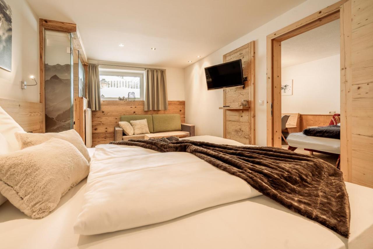 Fortuna Apart Hotel B&B Ишгль Экстерьер фото