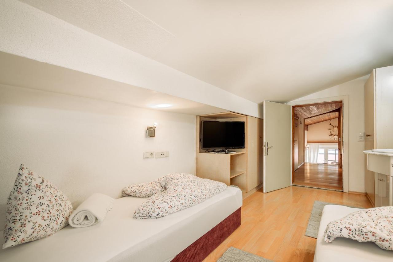 Fortuna Apart Hotel B&B Ишгль Экстерьер фото